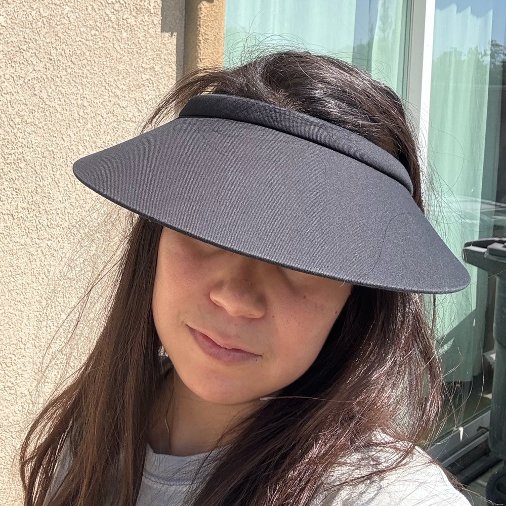 Black Sun Visor Hat - Picture 5 of 5